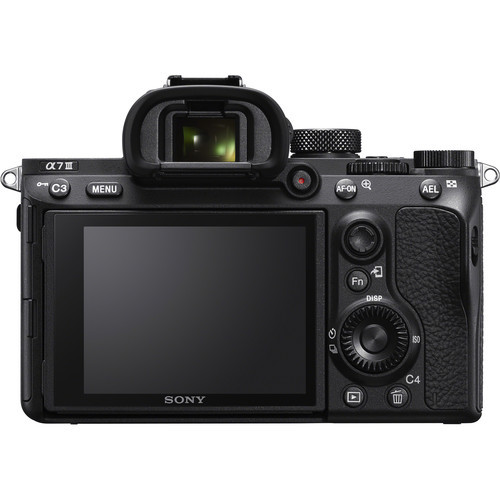  מצלמת מירורלס Sony   Alpha a7 III